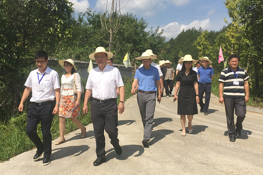 F:\2015-2018年OA文件 电视机媒体播放图设计\2018-OA文件 电视机媒体播放图设计\2018.07.31-中央党校副校长王东京调查调研北京资源qy千亿-千亿(国际)唯一官方网站集团\01.jpg F:\2015-2018年OA文件 电视机媒体播放图设计\2018-OA文件 电视机媒体播放图设计\2018.07.31-中央党校副校长王东京调查调研北京资源qy千亿-千亿(国际)唯一官方网站集团\01.jpg